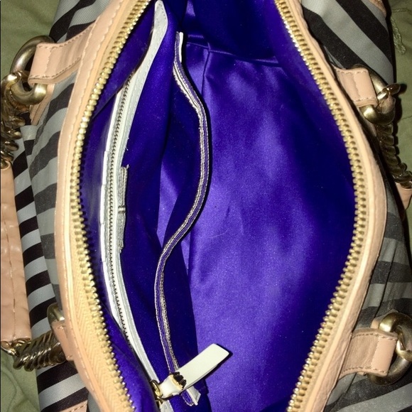 Henri Bendel Chainlink Purse - Picture 2 of 5